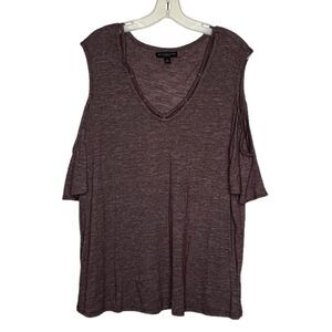 Signature I‎ Studio Cold Shoulder Top